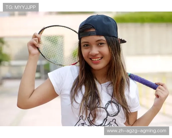 羽毛球女孩写真